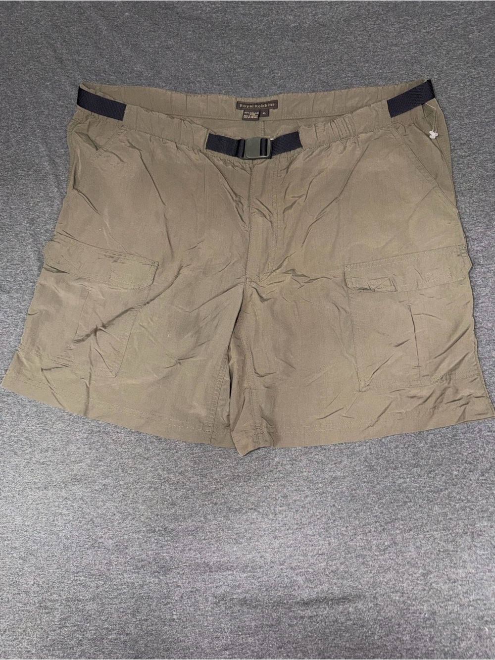 Men's Royal Robbin’s Olive Cargo Shorts with Built-In Web Belt